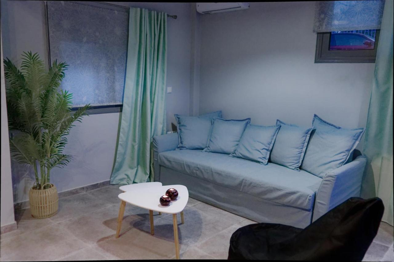 Apartment Niriides *