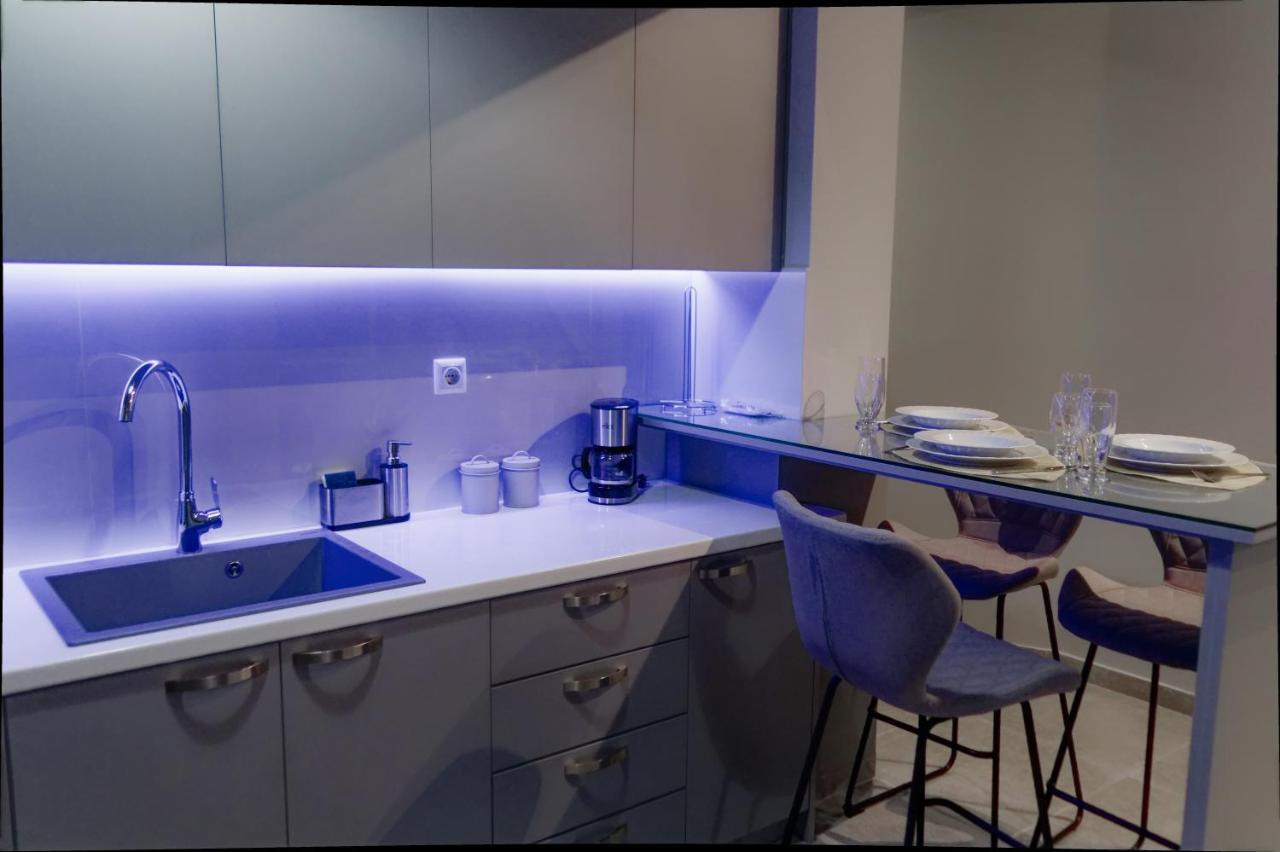 Niriides Apartment *