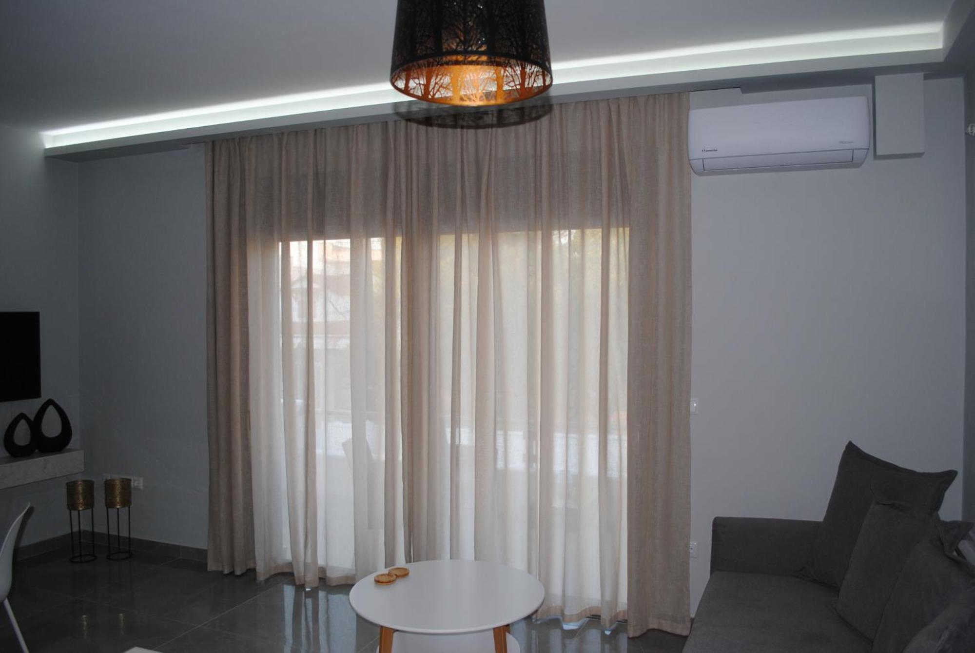 Apartment Niriides *